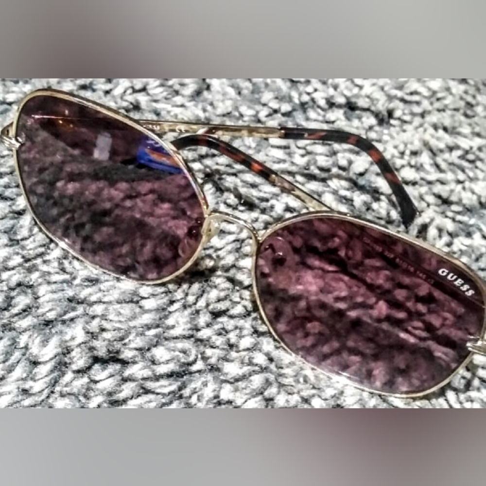 Guess Purple and Gold Aviator Sunglasses Gradient Lenses